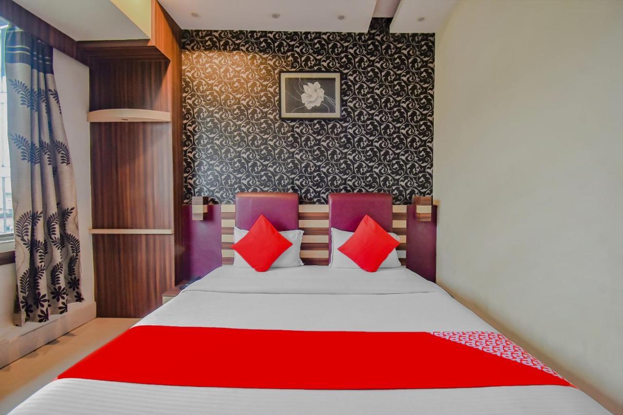 Oyo 1851 Hotel Sefali Deluxe Калькутта Экстерьер фото